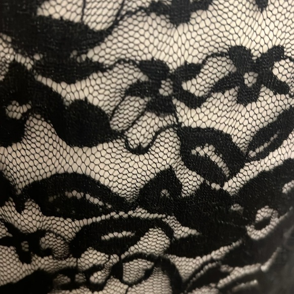 Black lace dress, size 14, NWT - Picture 4 of 6